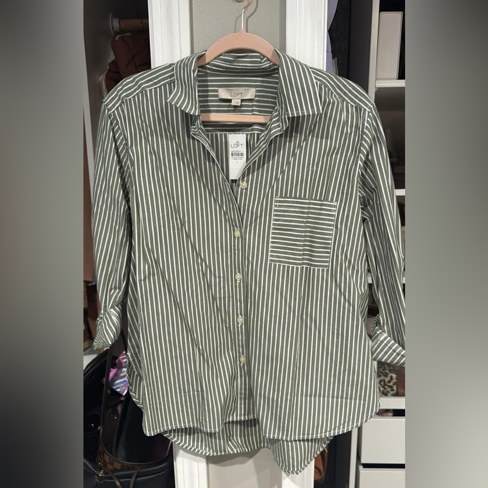 LOFT poplin button up *NWT*